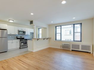 102 Central Ave #4A, Fort Lee, NJ 07024