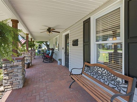 5th image of 397 Wilkesboro St