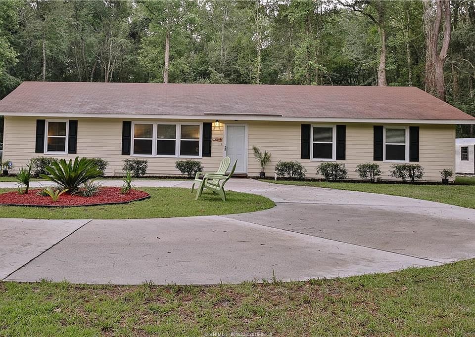 2nd image of 53 Mroz Rd