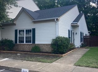 313 Wrought Iron Bnd, Yorktown, VA 23693
