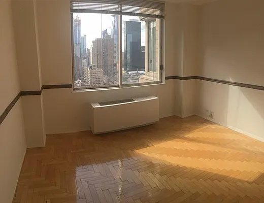 Rented by RELO REDAC INC. | media 15