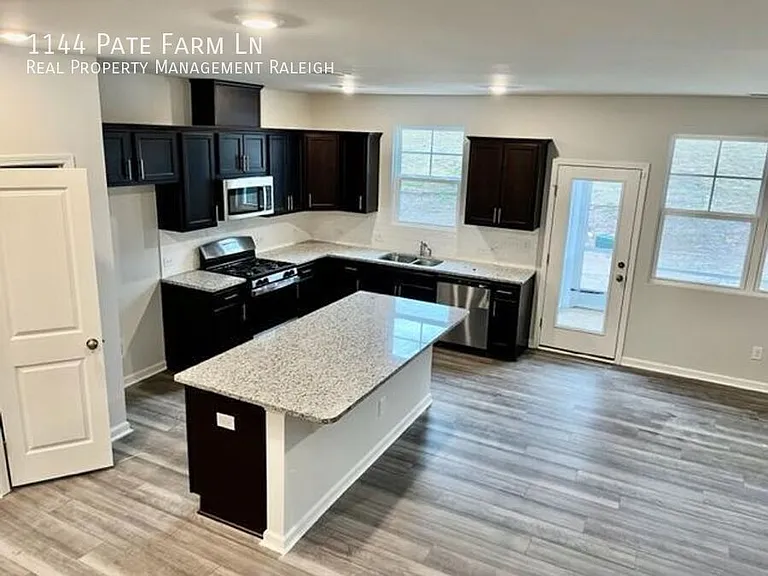 1144 Pate Farm Ln — Photo 3