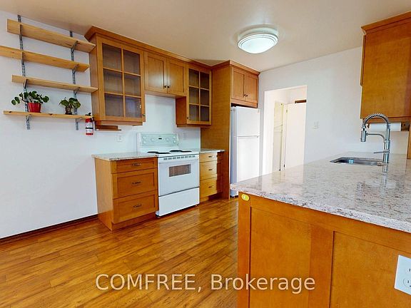 5th image of 146 Old Colony Rd