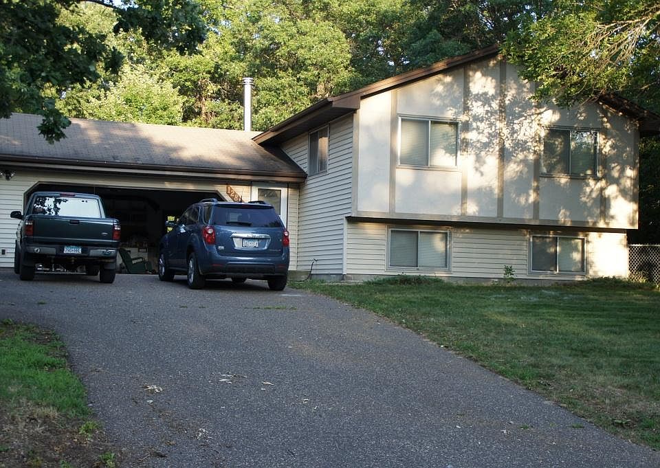 1st image of 12817 Van Buren St NE