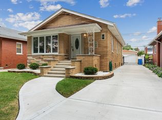 9719 S Oakley Ave, Chicago, IL 60643