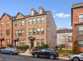 9327 Lemon Mint Ct, Fairfax, VA 22031