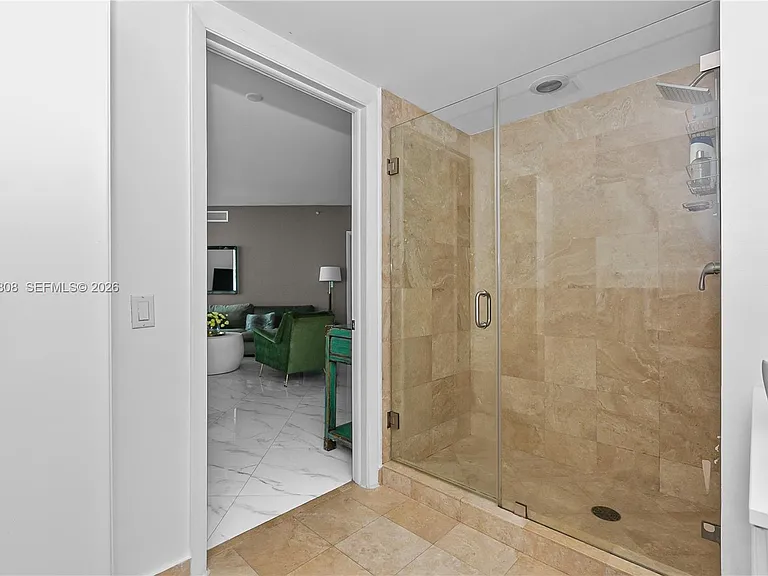 350 S Miami Ave #2102 — Photo 17