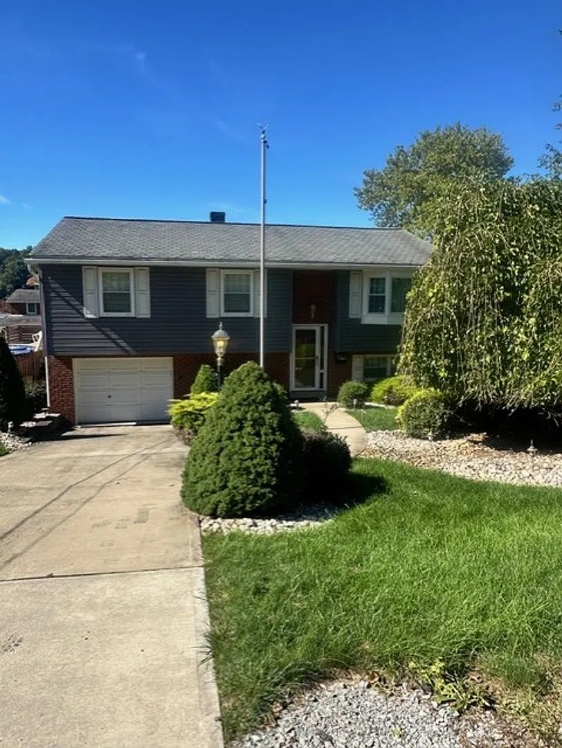 1704 Vermont Ave. White Oak PA 15131 — Photo 4