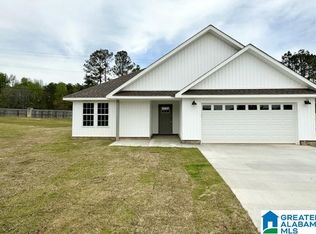 12 Spring Ct, Clanton, AL 35045