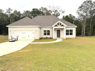 628 Smart Rd, Troy, AL 36079