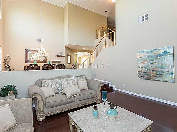 3rd image of 7727 Villa De La Paz Ave