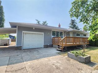208 4th St W, Wilkie, SK S0K4W0