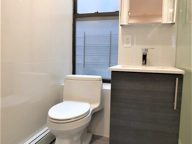 226 E 85th St #2C — Photo 6