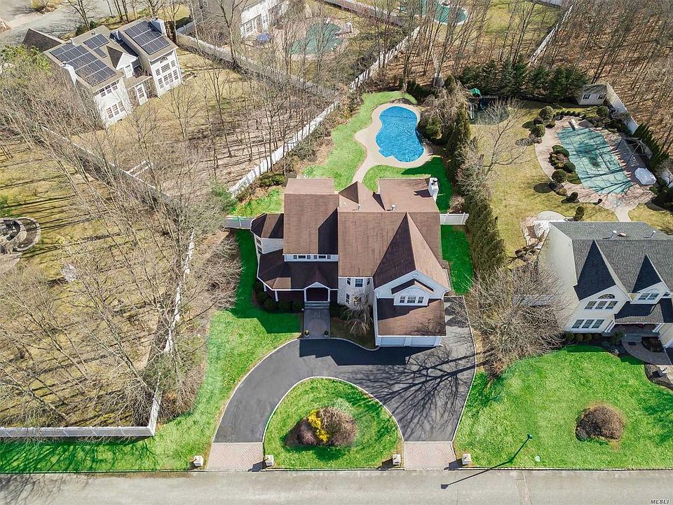 1st image of 67 Province Dr