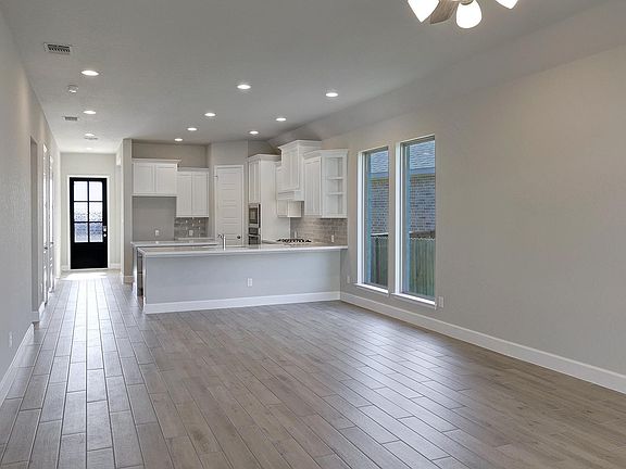 3rd image of 13041 Macar Manor