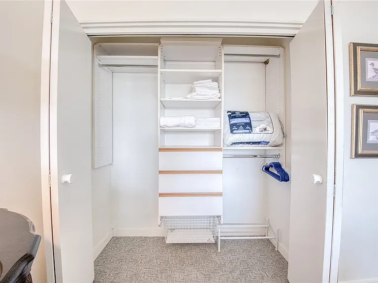 320 Fort Duquesne Blvd #26N — Photo 31