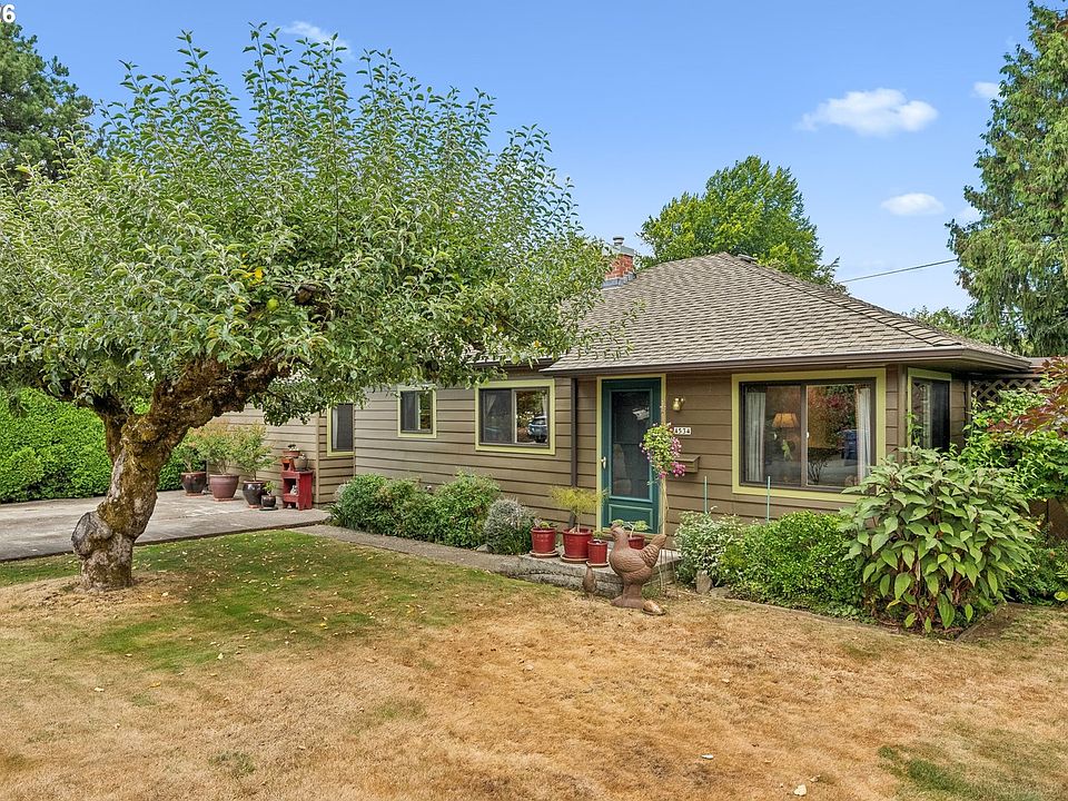 1st image of 4534 NE 78th Pl