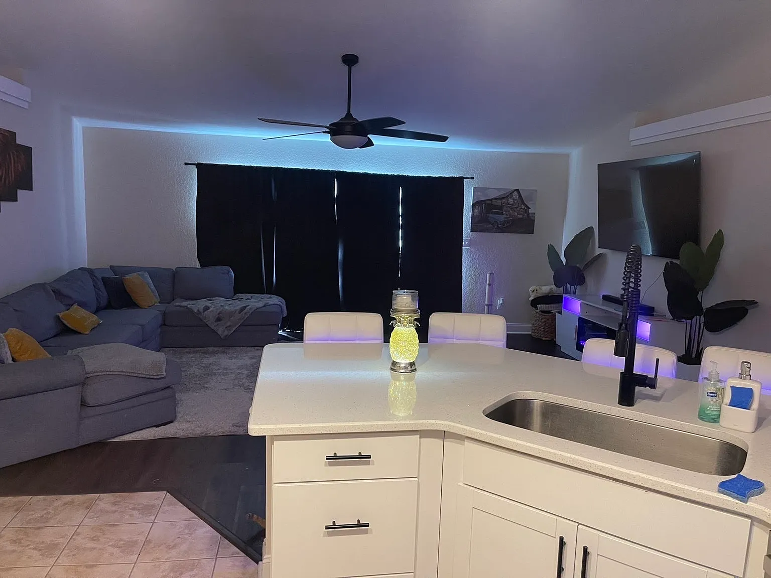 4 bed, 1839 sqft, $2,000 — Photo 2