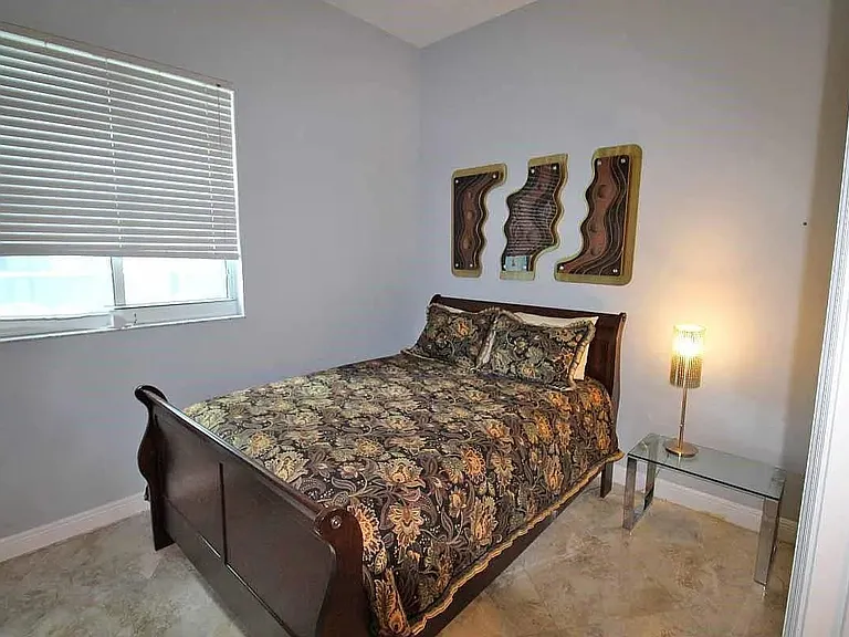 1250 S Miami Ave #802 — Photo 31