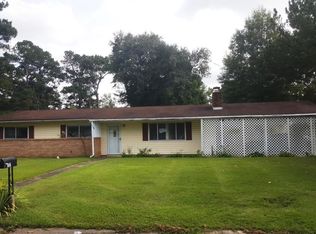 702 Hemlock St, Columbus, MS 39702