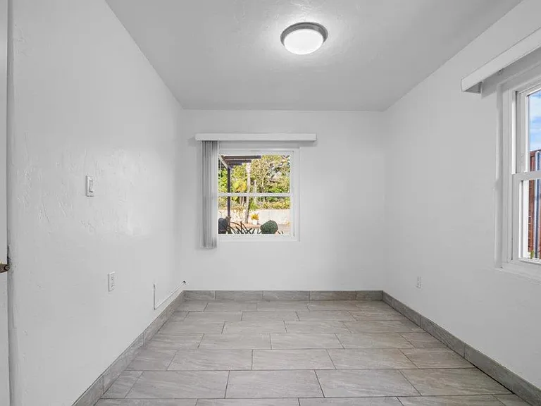 608 N Rios Ave — Photo 68