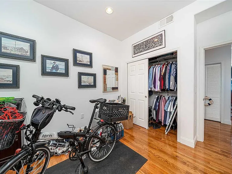 44 Bryant Ave #1 — Photo 11