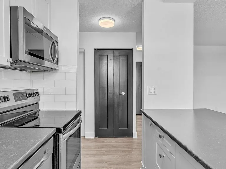 175 Park St — Photo 5