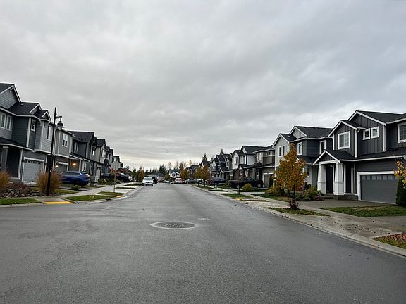 4th image of 15005 Tyee Dr E