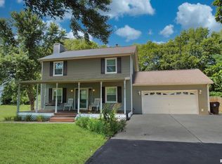 4012 E Chelsea Ct, Chillicothe, IL 61523