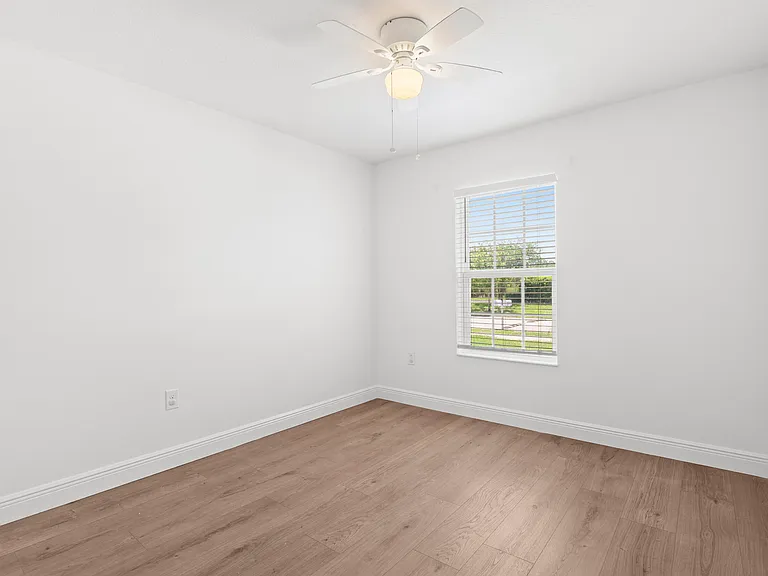 5870 NW Pine Trail Cir — Photo 26