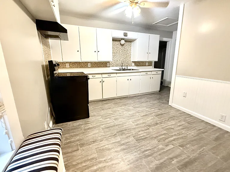 1010 C St NW — Photo 5