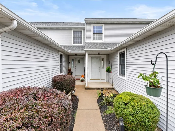 768 Beverly Ave, Canal Fulton, OH 44614