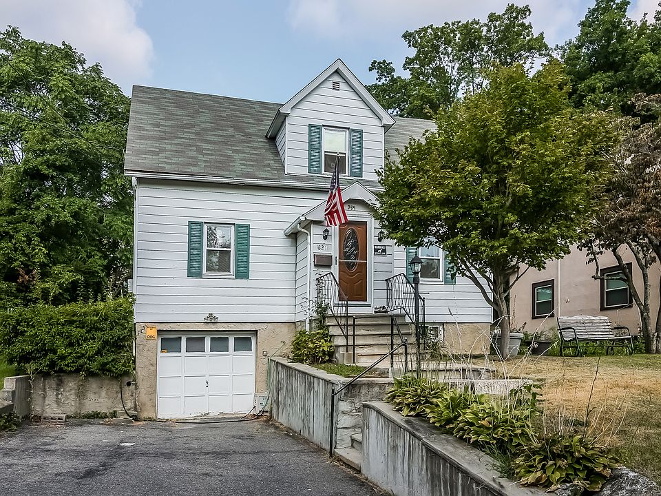 1st image of 621 Baldwin Pl