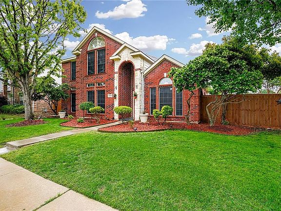3rd image of 420 Cody Ln