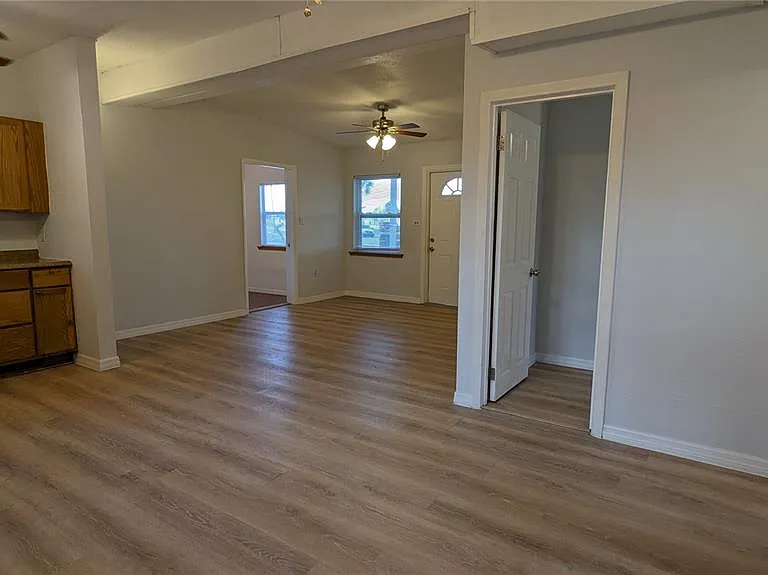 3108 Whiting Ln — Photo 15