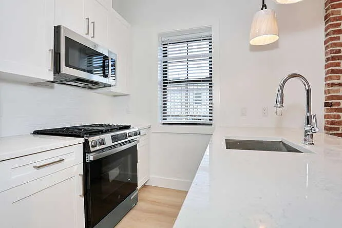 45 E Palisade Ave — Photo 24