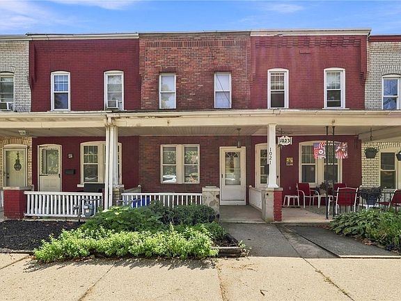 2nd image of 1021 Spring St