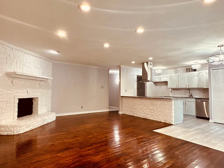 153 W Way Dr — Photo 6
