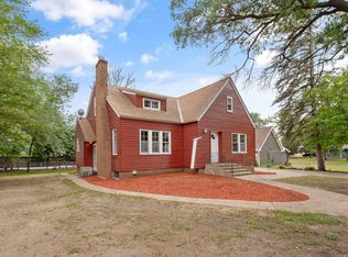 5995 Elm St, North Branch, MN 55056