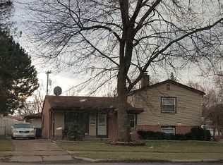 33151 Lynx St, Westland, MI 48185