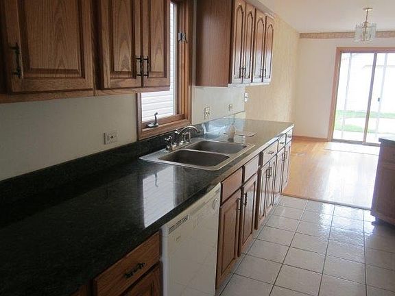5th image of 3632 Harvey Ave