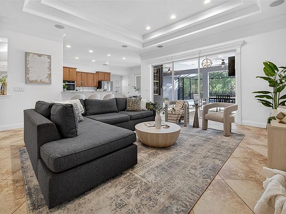 4th image of 2514 Martucci Rd