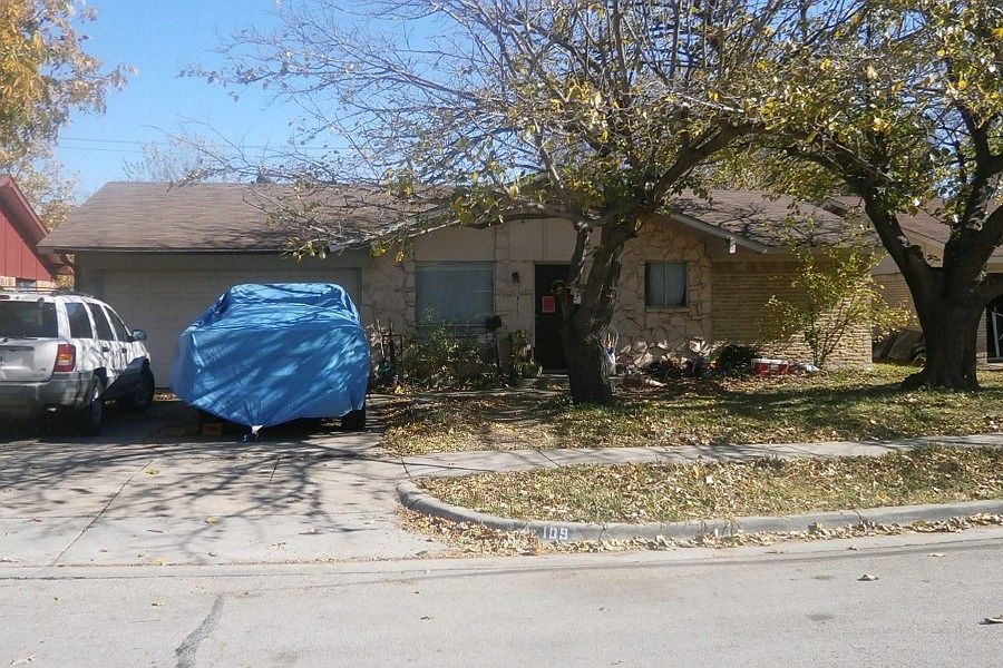 1st image of 109 Centennial Dr