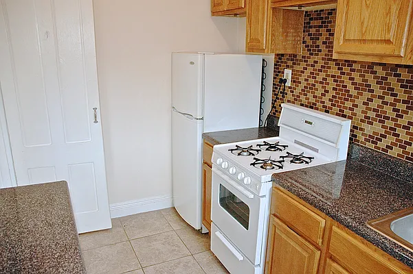 Rented by Boerum Hill Realty | media 96