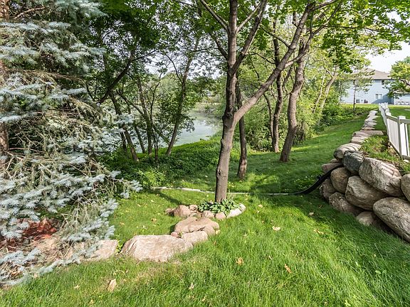 4th image of 2593 Heritage Dr