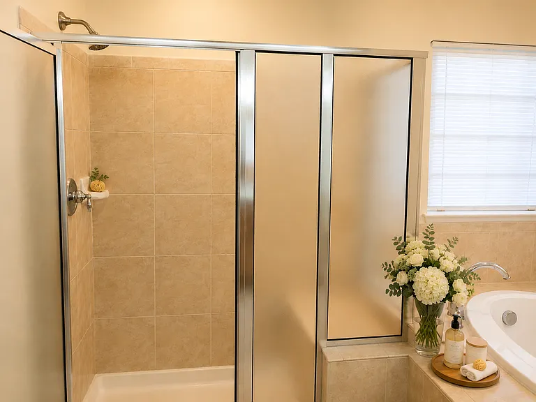 master bathroom(Shower and Jacuzzi tub)