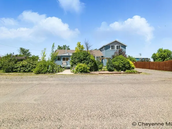 619 E 2nd St, Pine Bluffs, WY 82082