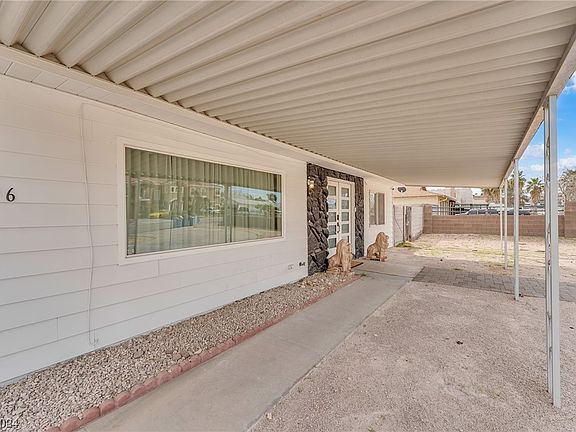 3rd image of 8006 Firethorn Ln