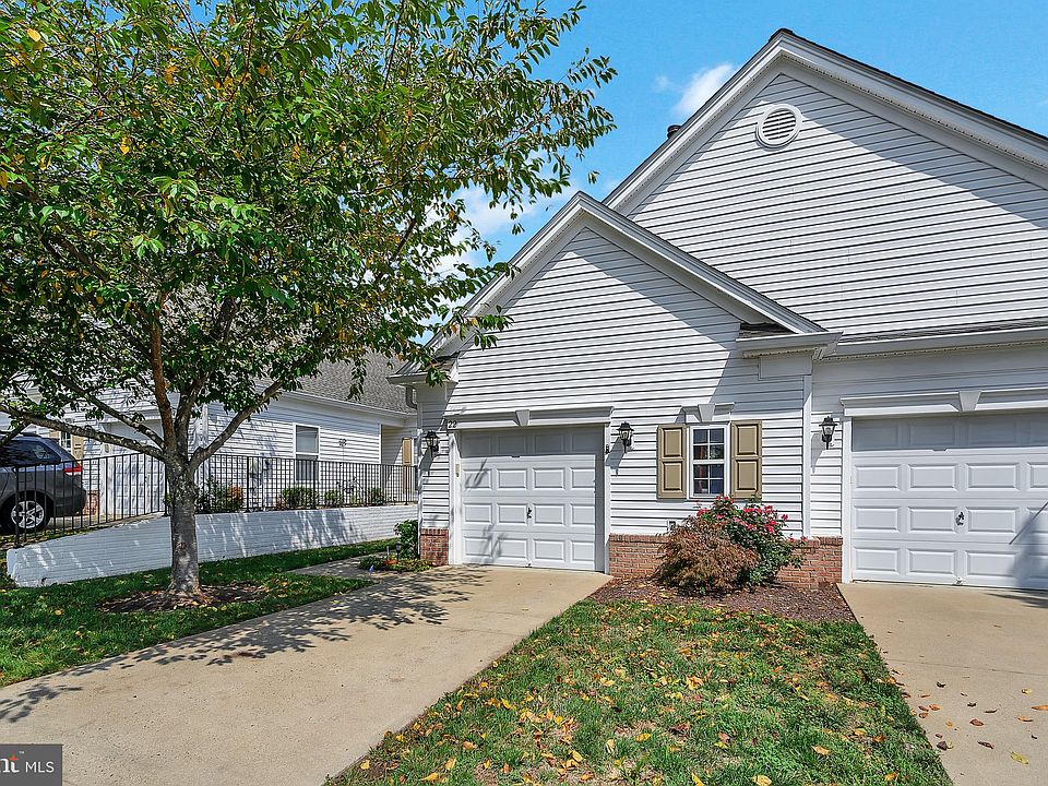 1st image of 22 Harborton Ln