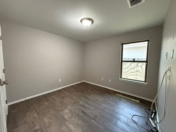 2nd image of 3704 Octavia Dr